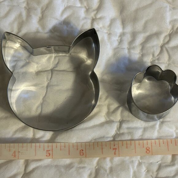 2 Cats Kittens Paw Prints Cookie Cutters Baking Biscuits Dessert Cakes Mold NEW - Picture 7 of 7